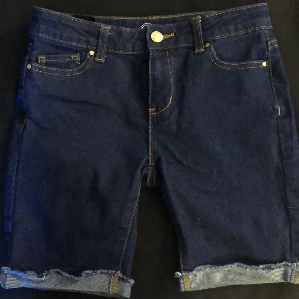 Size 10 kids girls blue jeans shorts.